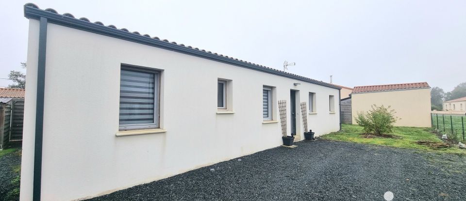 Maison 6 pièces de 110 m² à Moutiers-sur-le-Lay (85320)