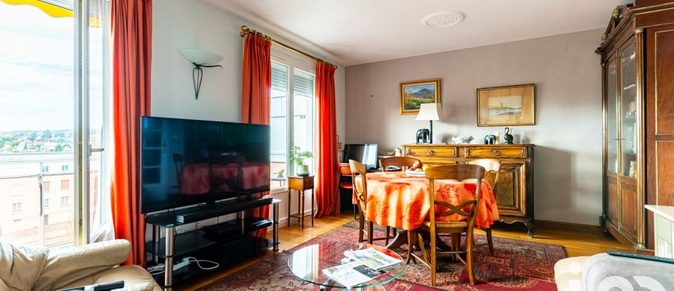 Appartement 3 pièces de 75 m² à Fontaine-lès-Dijon (21121)