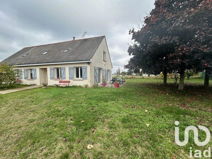 Maison de village 8 pièces de 162 m² à Varennes-sur-Loire (49730)