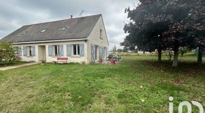 Village house 8 rooms of 162 m² in Varennes-sur-Loire (49730)