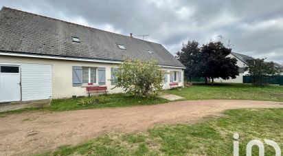 Village house 8 rooms of 162 m² in Varennes-sur-Loire (49730)