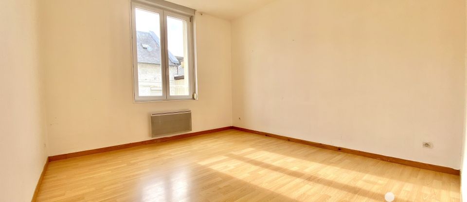 Apartment 2 rooms of 50 m² in Saint-Quentin (02100)