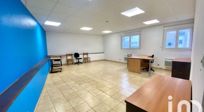 Building in Saint-Quentin (02100) of 225 m²