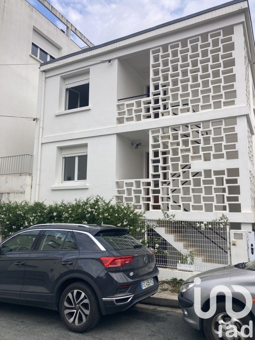 Immeuble de 180 m² à Royan (17200)