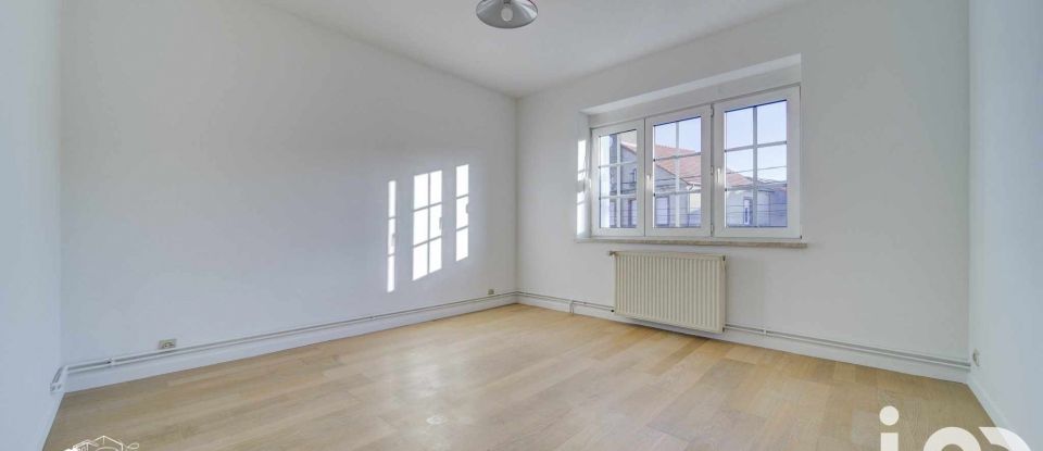 Maison 5 pièces de 128 m² à Bérig-Vintrange (57660)