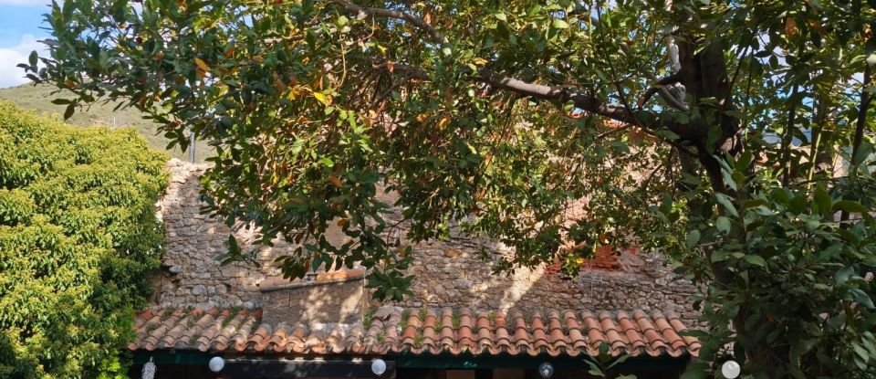 Gîte 20 pièces de 454 m² à Cucugnan (11350)