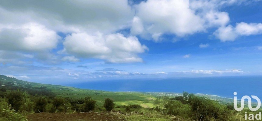 Terrain de 330 m² à Saint-Leu (97416)