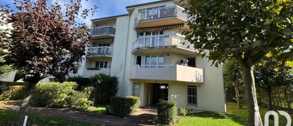 Appartement 2 pièces de 52 m² à Sannois (95110)