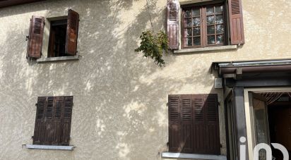 Traditional house 5 rooms of 120 m² in Saint-Victor-de-Morestel (38510)