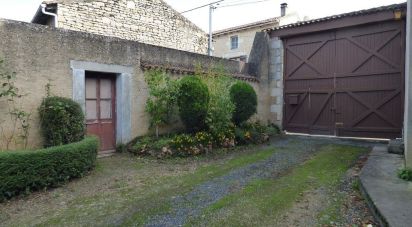 House 3 rooms of 90 m² in Neuville-de-Poitou (86170)