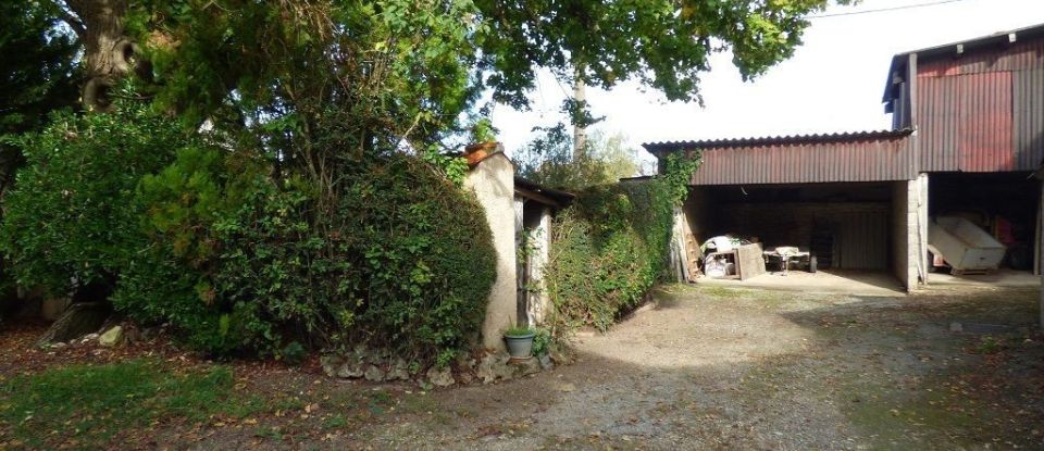 House 3 rooms of 90 m² in Neuville-de-Poitou (86170)