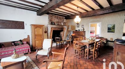 Village house 10 rooms of 308 m² in Moulismes (86500)