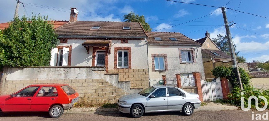 Maison 6 pièces de 138 m² à Bellechaume (89210)