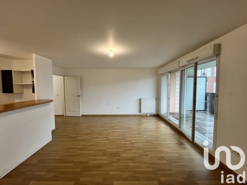 Apartment 3 rooms of 70 m² in Franconville (95130)