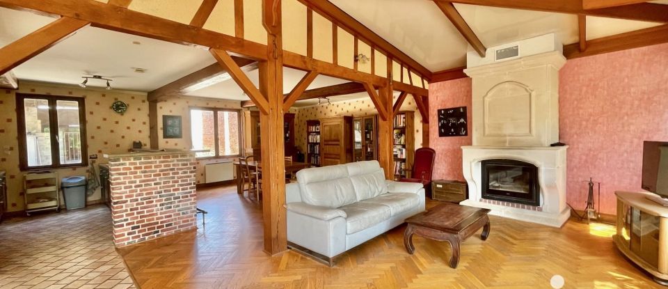 House 10 rooms of 335 m² in Milly-sur-Thérain (60112)