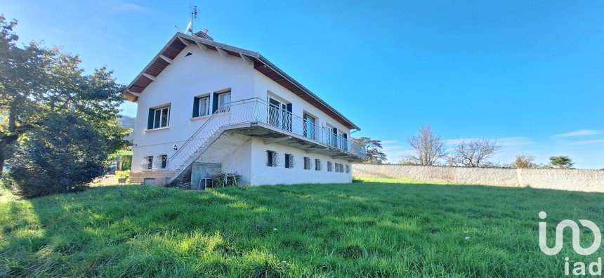 Traditional house 4 rooms of 110 m² in Saint-Romain-de-Popey (69490)