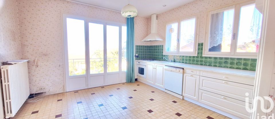 Traditional house 4 rooms of 110 m² in Saint-Romain-de-Popey (69490)