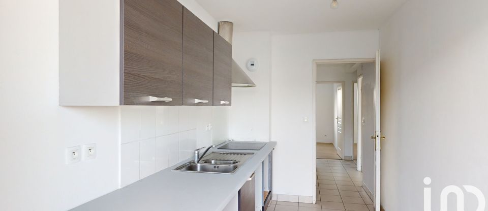 Appartement 5 pièces de 111 m² à Roubaix (59100)