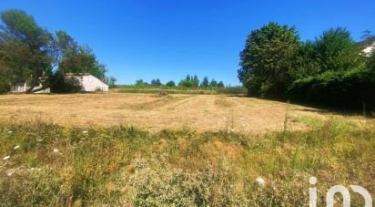 Terrain de 1 576 m² à - (24240)