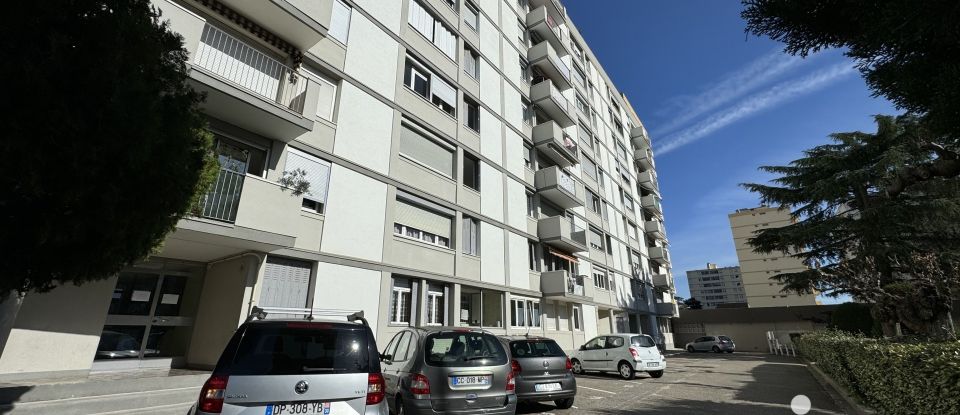 Apartment 4 rooms of 80 m² in Nîmes (30000)