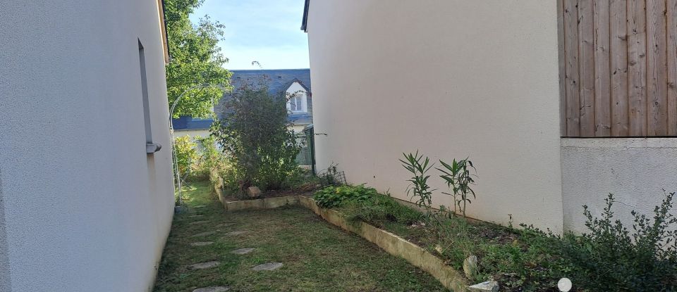 House 5 rooms of 123 m² in Pernay (37230)