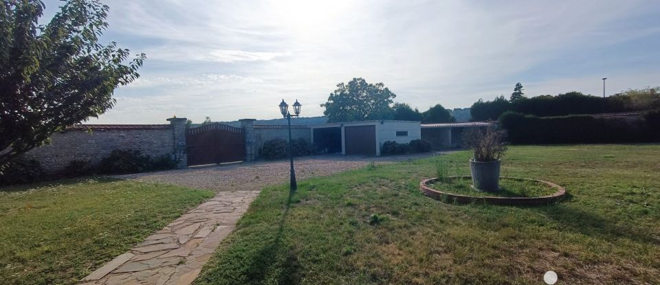 Maison traditionnelle 5 pièces de 175 m² à Courcelles-sur-Seine (27940)