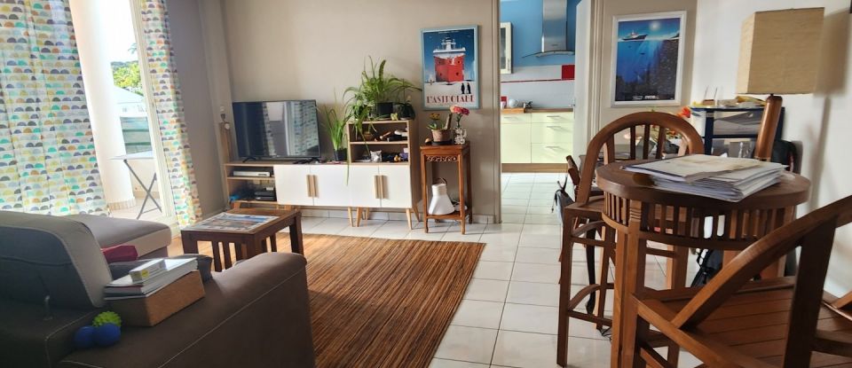 Appartement 2 pièces de 55 m² à SAINT-GILLES-LES-BAINS (97434)