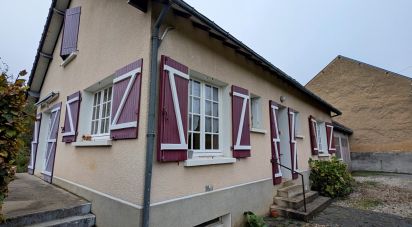 Village house 5 rooms of 130 m² in Le Pont-Chrétien-Chabenet (36800)