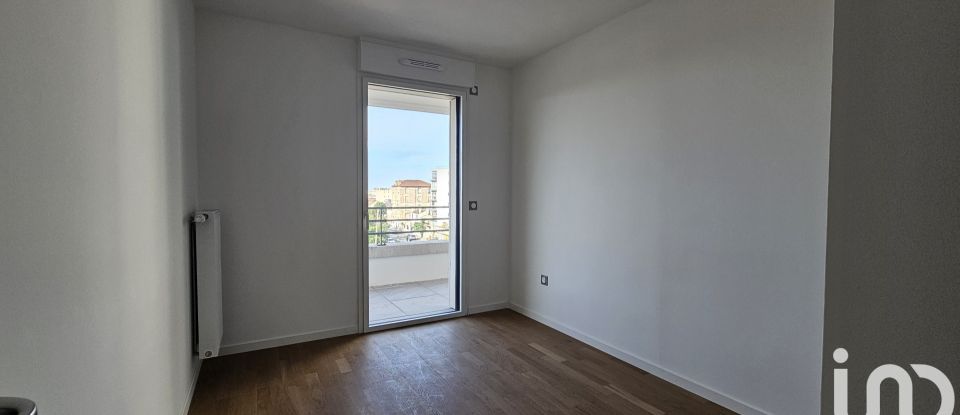 Appartement 4 pièces de 80 m² à Colombes (92700)