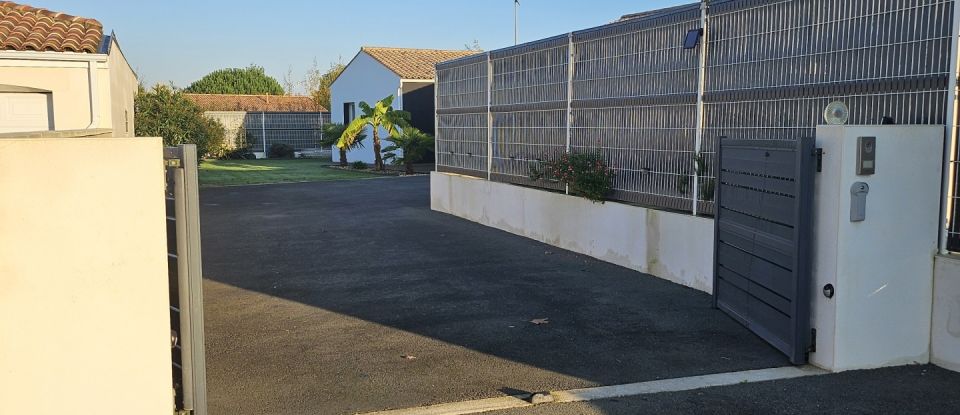 Pavillon 5 pièces de 128 m² à Saujon (17600)