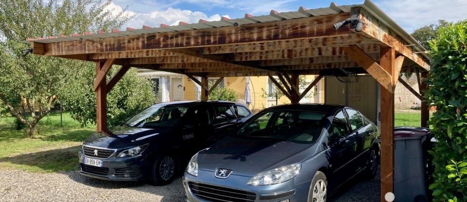 Pavillon 5 pièces de 110 m² à Sugères (63490)