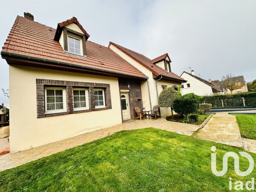 House 7 rooms of 158 m² in Mainvilliers (28300)