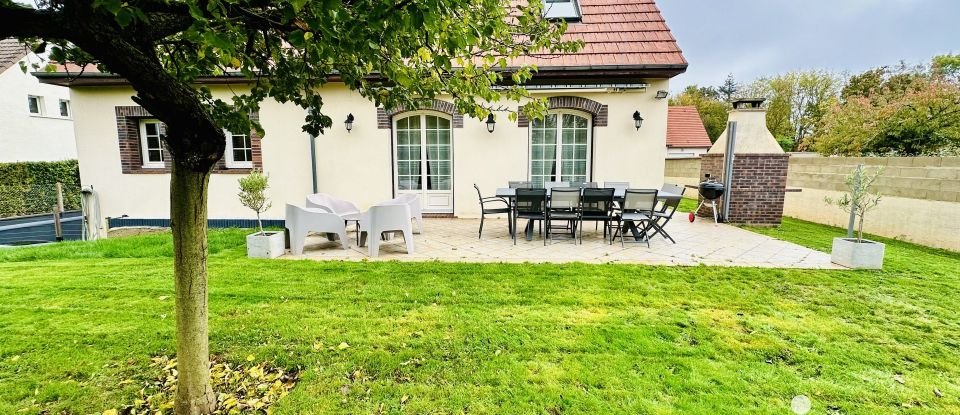 House 7 rooms of 158 m² in Mainvilliers (28300)