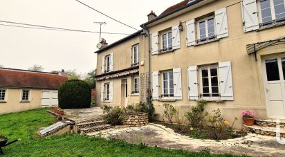 Mansion 8 rooms of 170 m² in Montgé-en-Goële (77230)