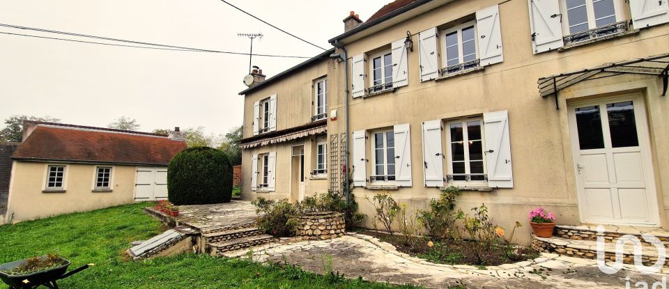 Mansion 8 rooms of 170 m² in Montgé-en-Goële (77230)