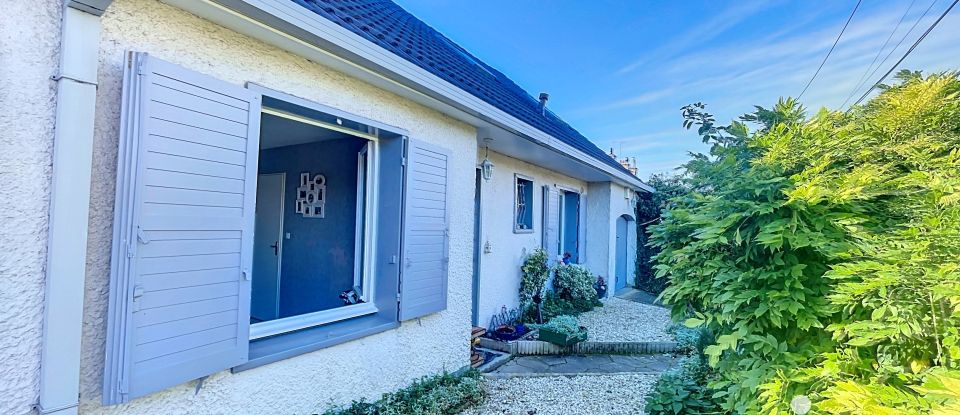 House 7 rooms of 164 m² in Villemoisson-sur-Orge (91360)