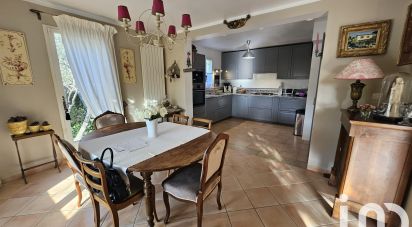 Traditional house 7 rooms of 125 m² in Ollioules (83190)