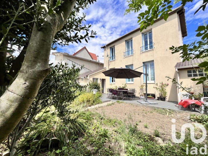 Maison traditionnelle 6 pièces de 124 m² à Arnouville (95400)