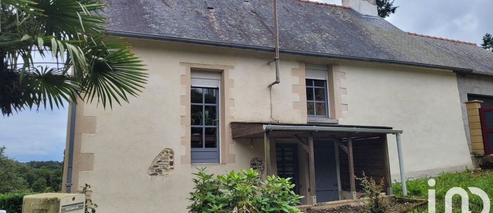 Traditional house 6 rooms of 120 m² in Saint-Médard-sur-Ille (35250)