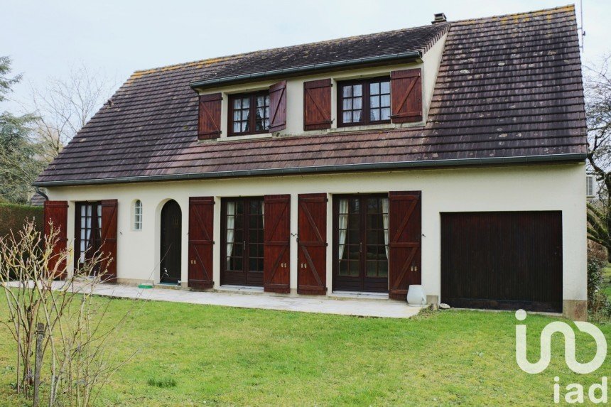 Traditional house 7 rooms of 130 m² in Bannost-Villegagnon (77970)