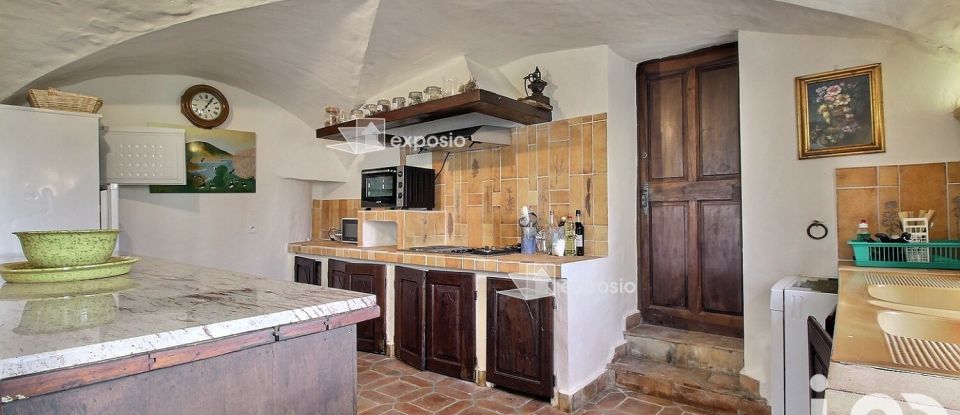 Country house 4 rooms of 177 m² in Château-Arnoux-Saint-Auban (04160)