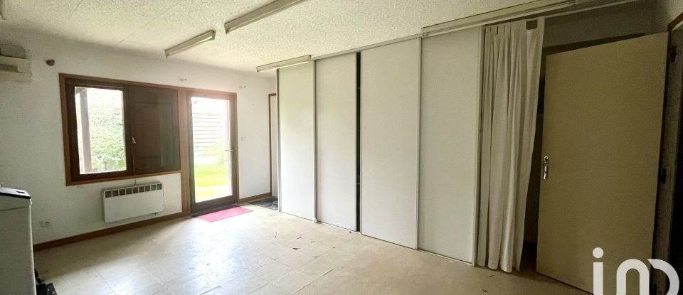 Maison 6 pièces de 185 m² à Hattencourt (80700)