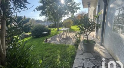 House 6 rooms of 177 m² in Saint-Césaire (17770)