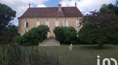 Château 10 pièces de 397 m² à Pezuls (24510)