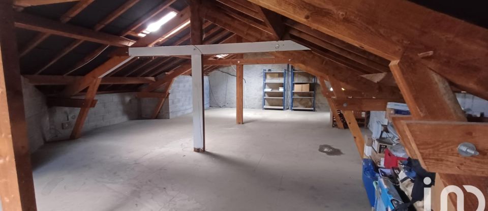 Maison 7 pièces de 155 m² à Charavines (38850)