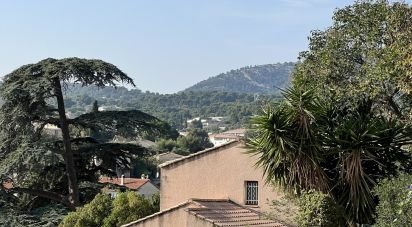 Traditional house 5 rooms of 110 m² in Toulon (83200)