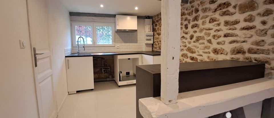 Maison 3 pièces de 55 m² à Forges-les-Bains (91470)