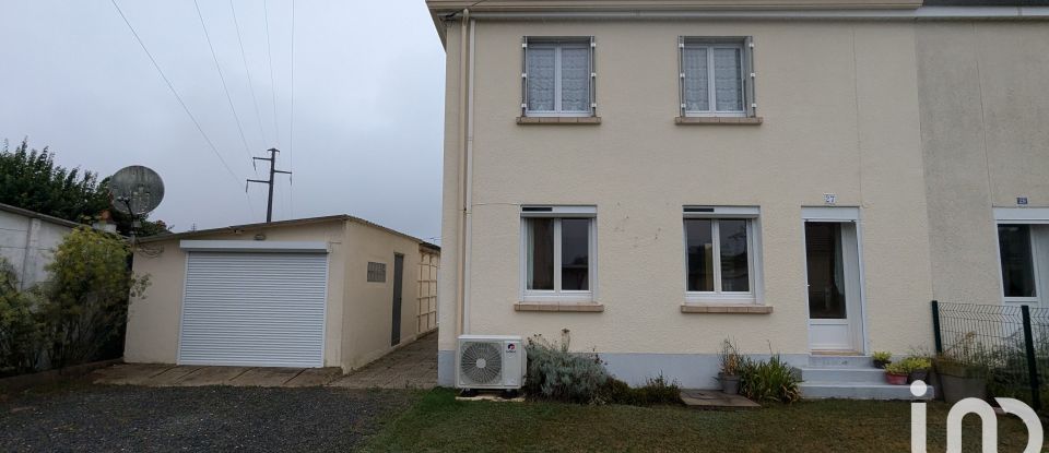 Traditional house 4 rooms of 80 m² in Aubigny-sur-Nère (18700)