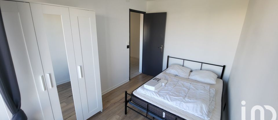 Apartment 4 rooms of 77 m² in Saint-Jean-de-la-Ruelle (45140)