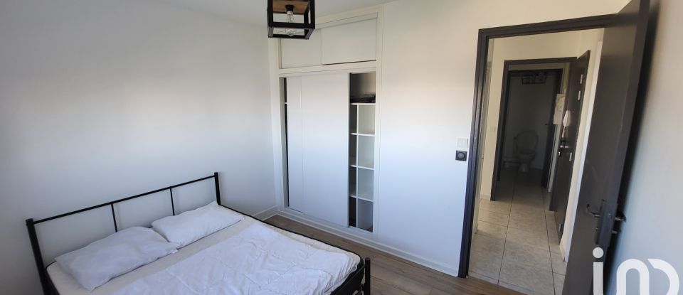 Apartment 4 rooms of 77 m² in Saint-Jean-de-la-Ruelle (45140)